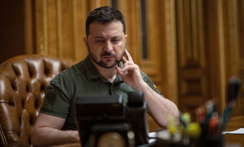Xi de China y Zelensky de Ucrania sostienen conversaciones