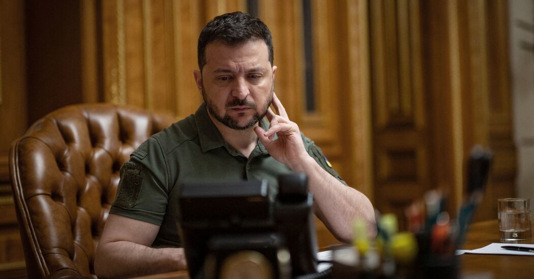 Xi de China y Zelensky de Ucrania sostienen conversaciones