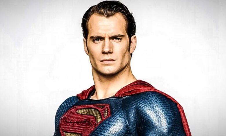 Unreleased image of Henry Cavill as Superman posted by Zack Snyder on Vero