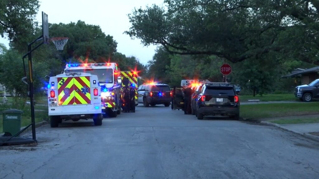 acusan a Stephen Clare de disparar contra madre y sus dos hijas