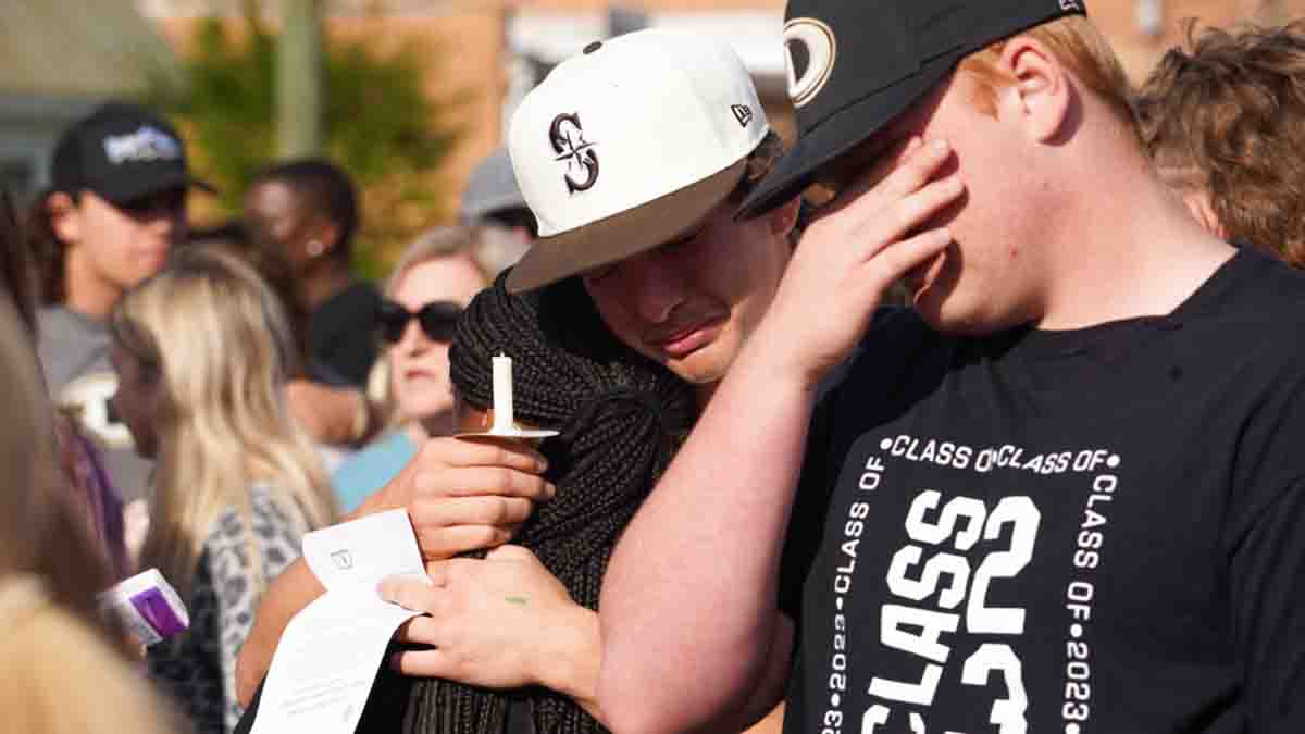 arrestan a adolescentes