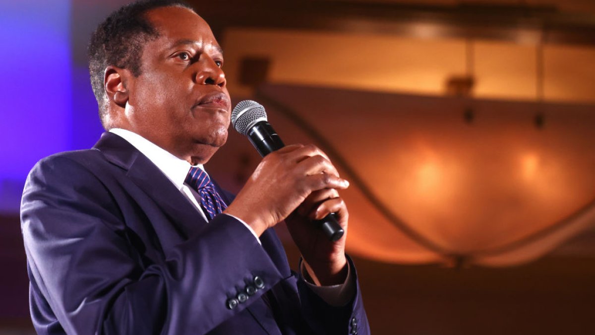 el conservador Larry Elder aspira a la presidencia por el Partido Republicano