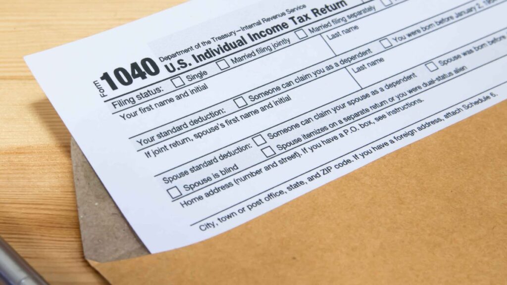los requisitos del IRS para declaración por USPS