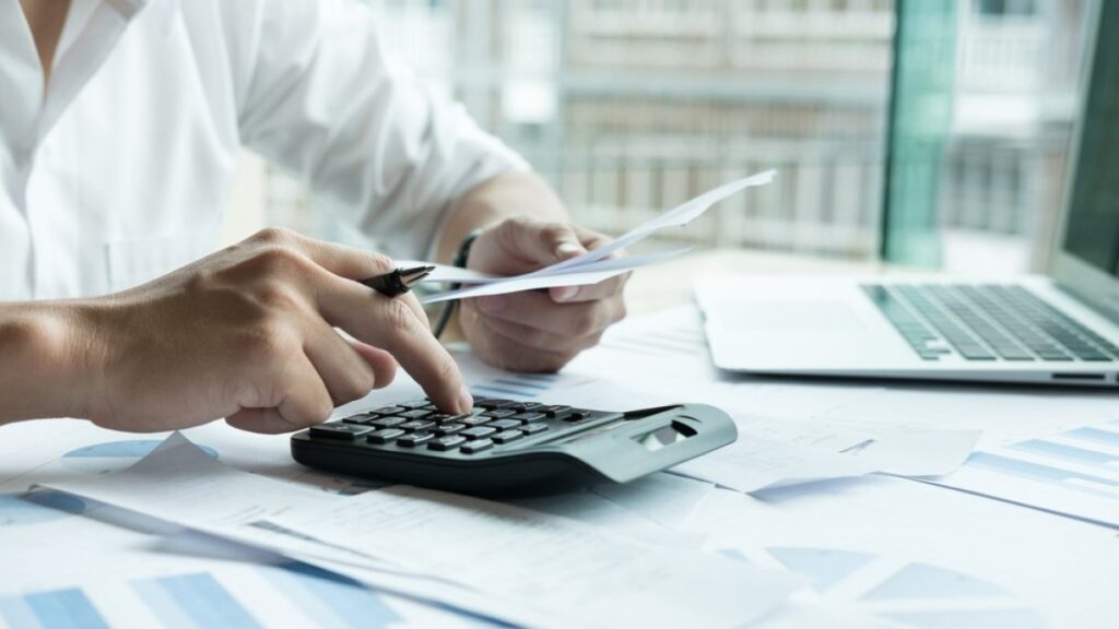 multas por no presentar los impuestos a tiempo