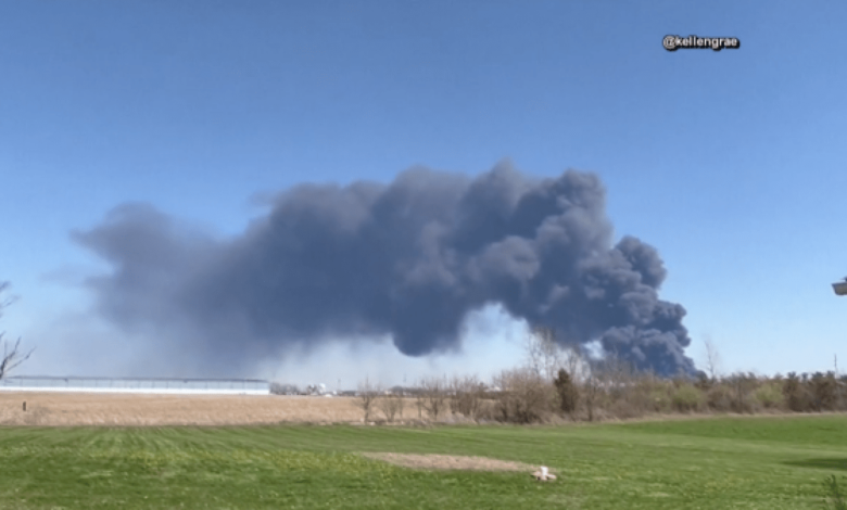 ordenan evacuaciones por incendio en Indiana