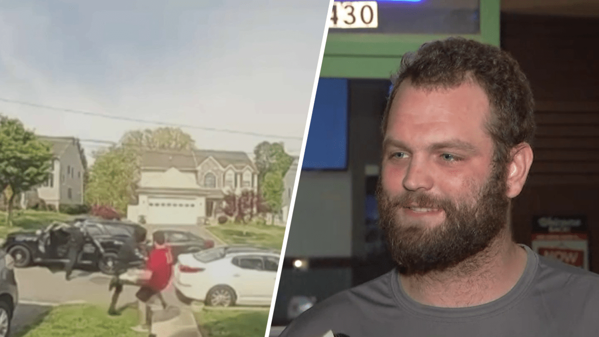 repartidor de pizza le pone el pie a sospechoso que huía