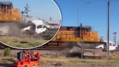 video capta choque entre un tren y un auto en Texas