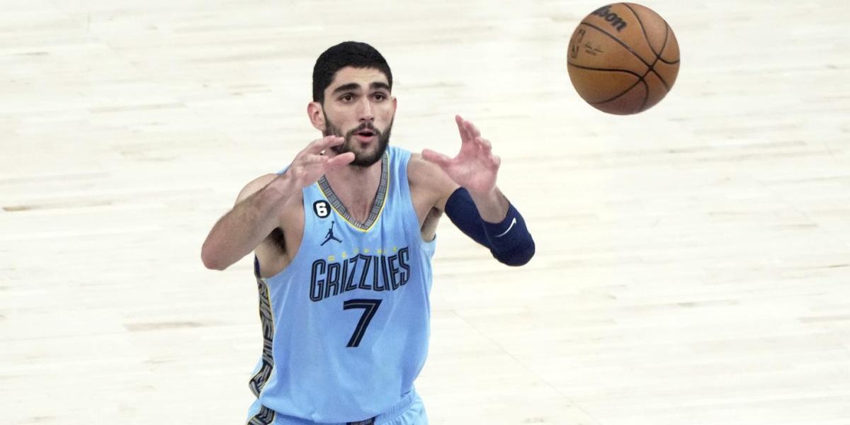 ¡Vaya pase de 'touchdown' de Aldama!