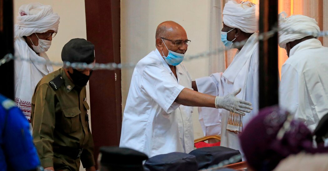 ¿Dónde está Omar al-Bashir?  El misterio del ex dictador se suma a la crisis en Sudán.