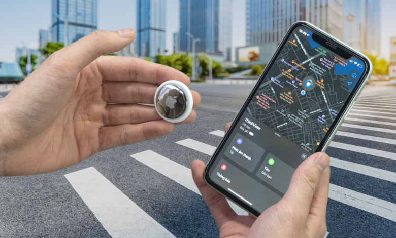 can multiple people track an AirTag