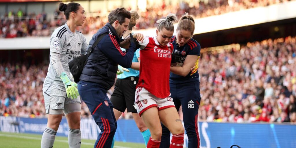 ¡Cuarta lesión de cruzados esta temporada en el Arsenal!