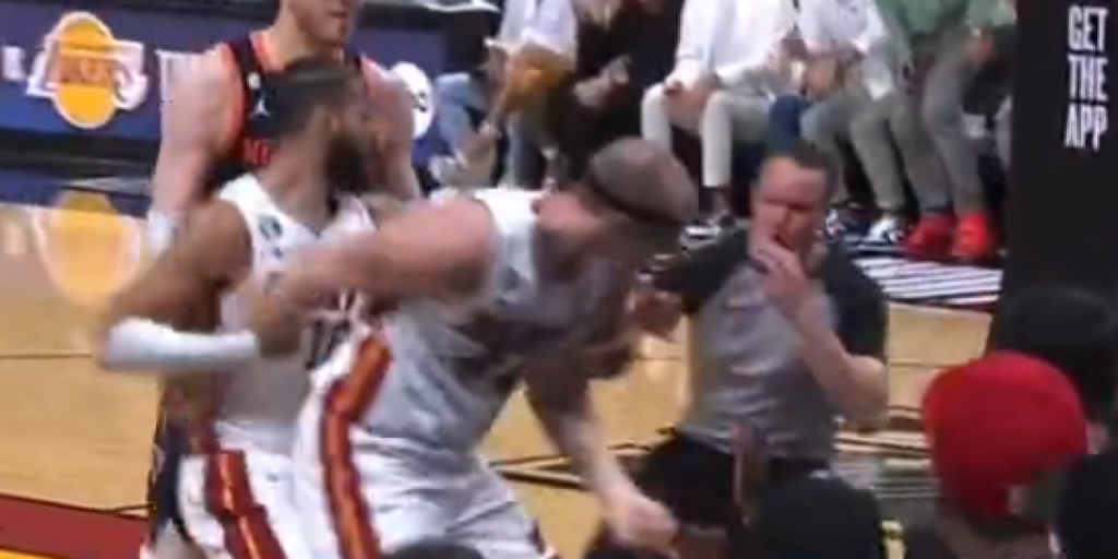 ¡Se lía follón entre Randle y Zeller en el Heat-Knicks!