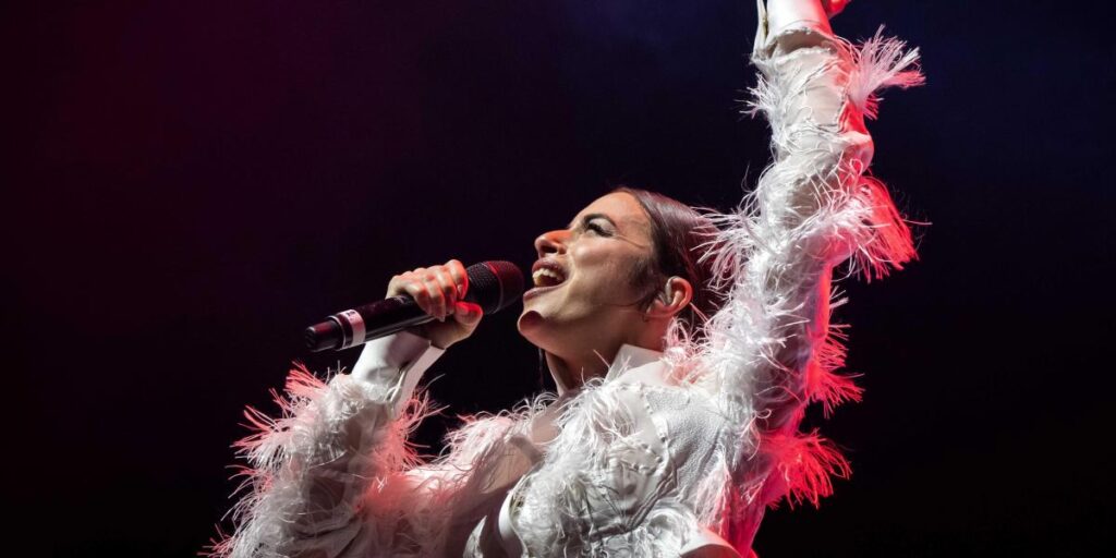 ¿Por qué todo el mundo busca la palabra kebab junto a Blanca Paloma? La respuesta no es la que esperas