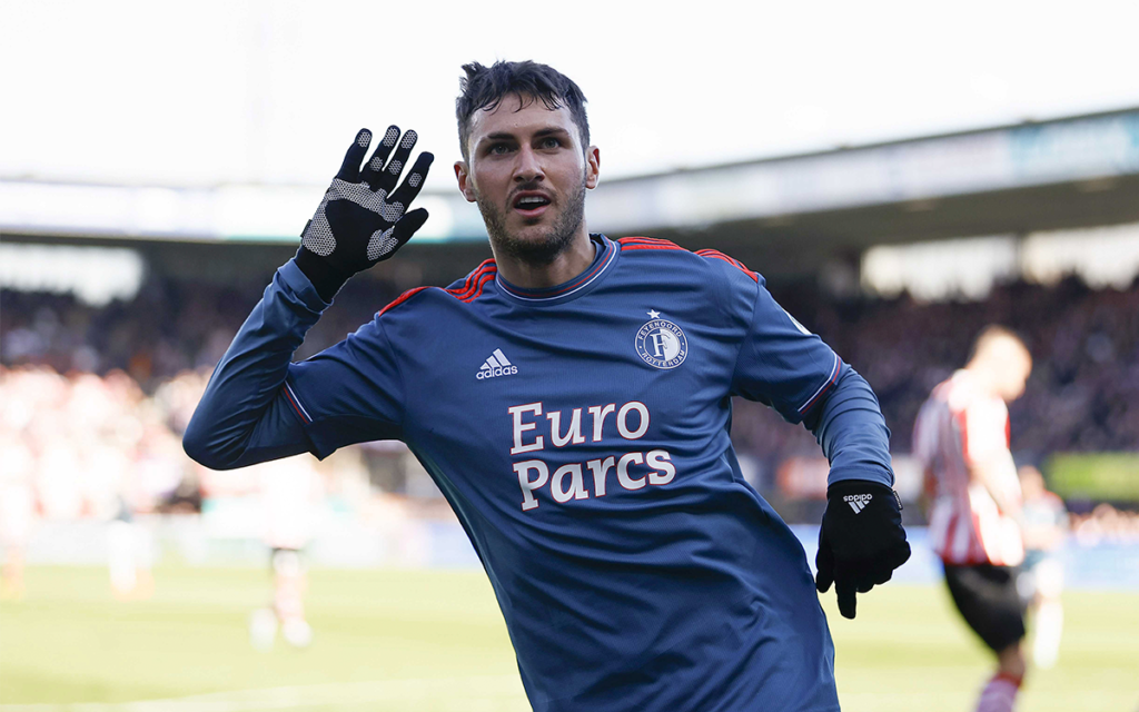 ¿Qué necesita Santi Giménez para ser campeón con el Feyenoord?