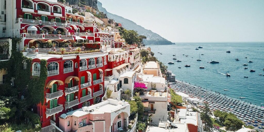 10 alojamientos frente al mar que te quitarán la respiración