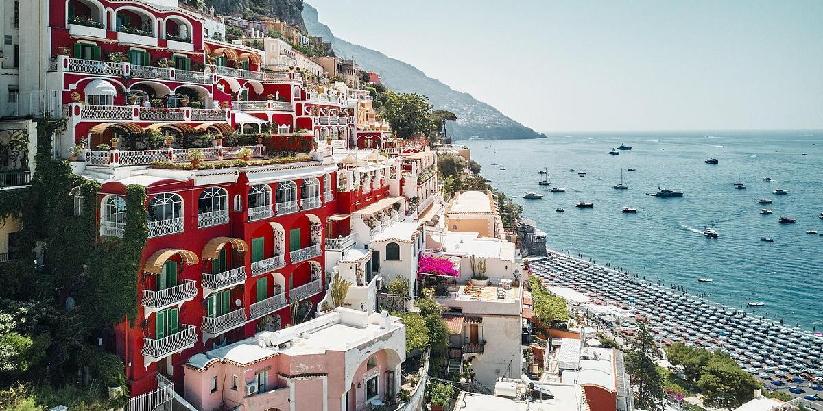 10 alojamientos frente al mar que te quitarán la respiración