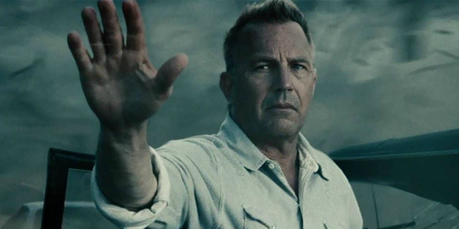 Jonathan Kent sacrifica su vida por Clark en Man of Steel