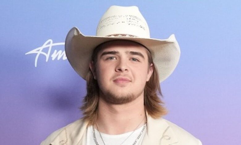 Colin Stough American Idol wearing a cowboy hat