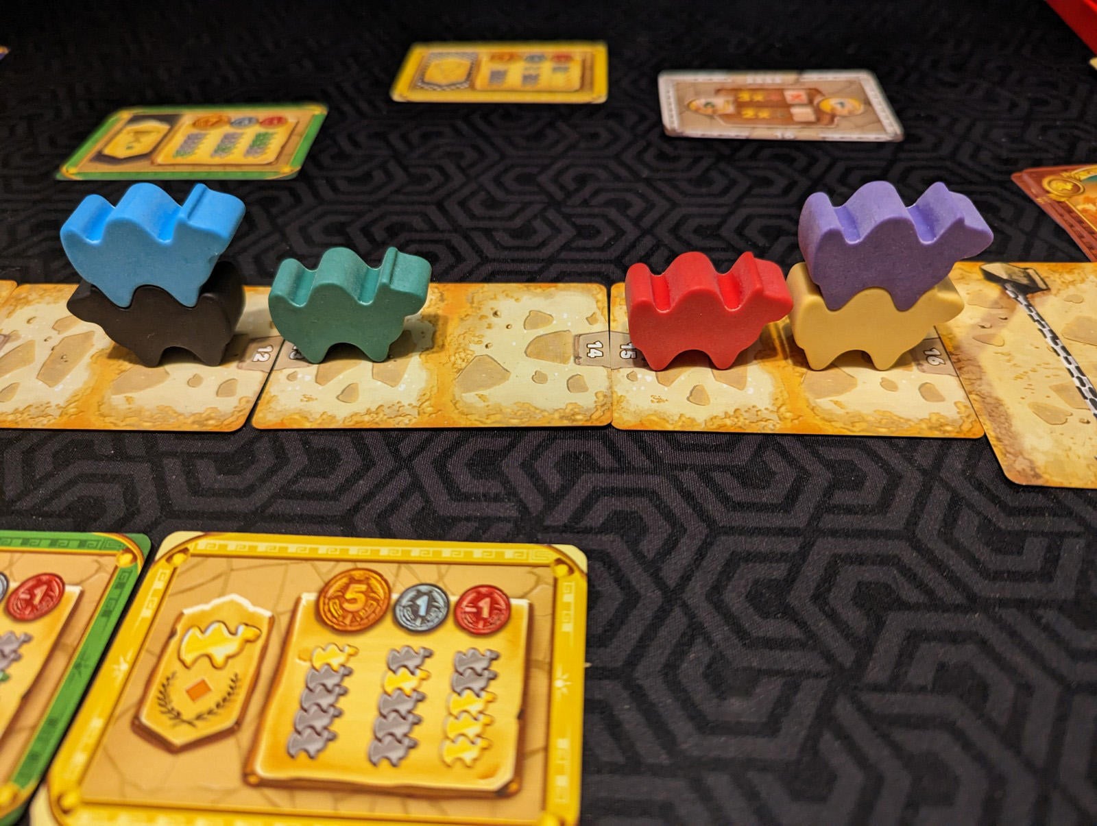 camel-up-the-card-game-reseña-5-copia.jpg camel-up-the-card-game-reseña-5-copia.jpg