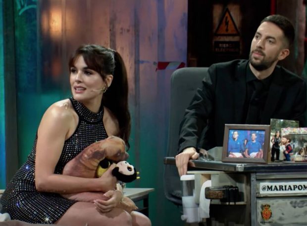 Adriana Ugarte y David Broncano / La Resistencia