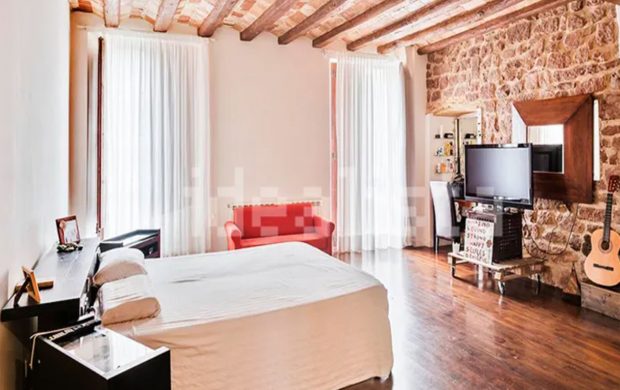 Masía Morera, la casa de Rauw Alejandro y Rosalía en Manresa / Idealista