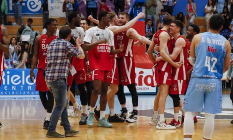 81-82: Robinson da la permanencia al Baxi Manresa en Lugo