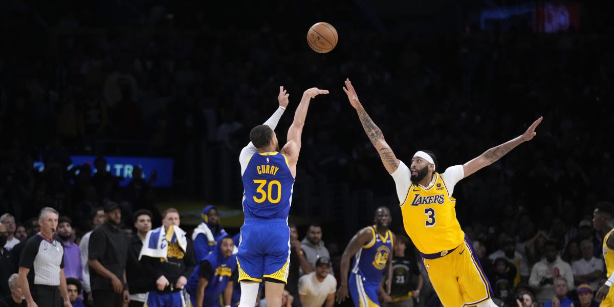 AD pone el candado: su defensa anula al mejor Curry en las últimas posesiones