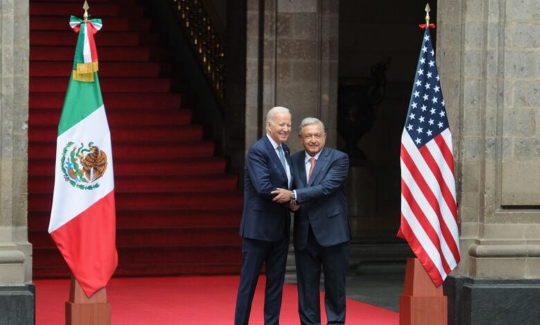 AMLO y Biden prometen trabajar en migración 'humanista'