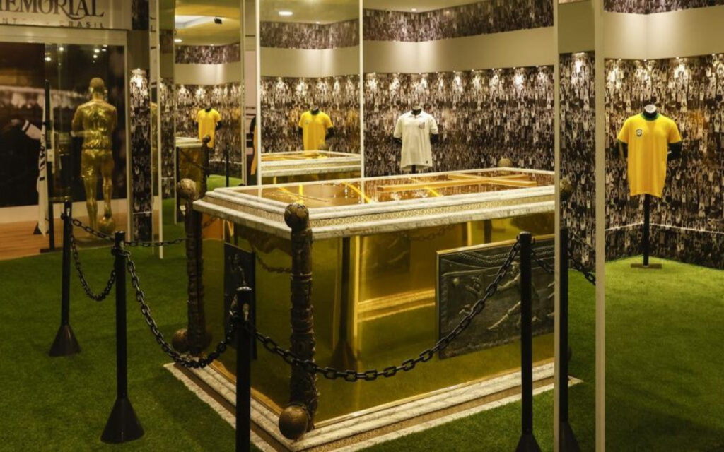 Abre sus puertas el Mausoleo de Pelé en Santos | Video