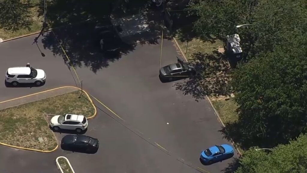 Acusan a mujer de matar a tiros a su esposo en Bristol Borough Wharf