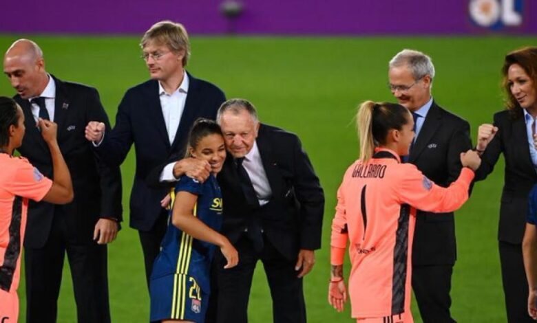 Adiós al constructor del mejor equipo femenino de la historia