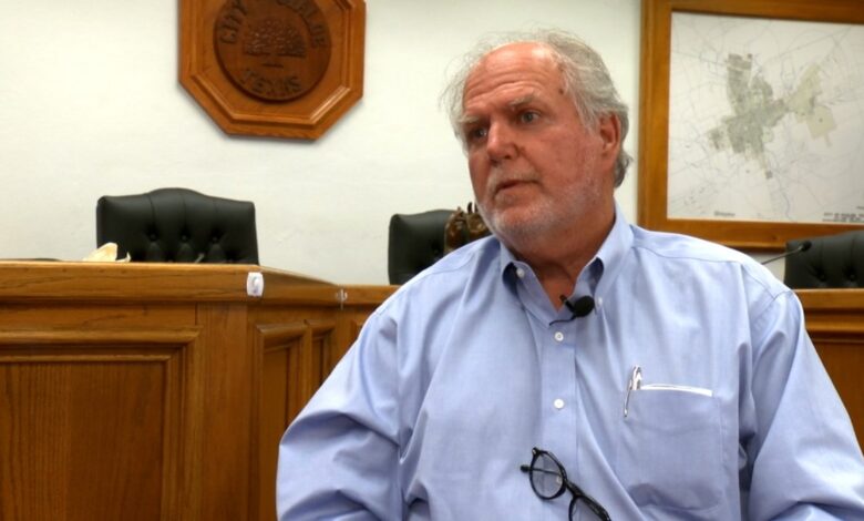 Alcalde de Uvalde, Don McLaughlin, habla sobre masacre en Primaria Robb