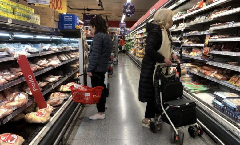 Argentina: la clase media se empobrece por el azote de la inflación