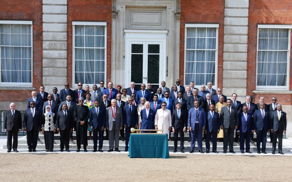 Australia y Nueva Zelanda rinden lealtad al Rey Carlos