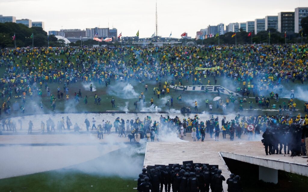Brasil: Bloquean cuentas sospechosas de financiar intento golpista