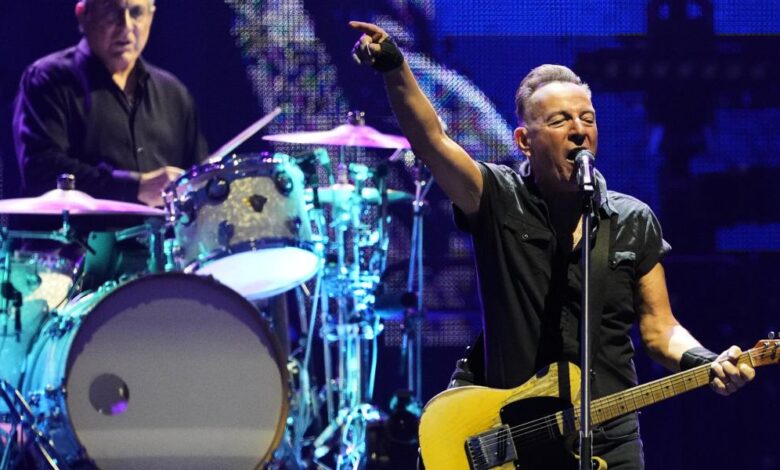 Bruce Springsteen, 'Last Man Standing'
