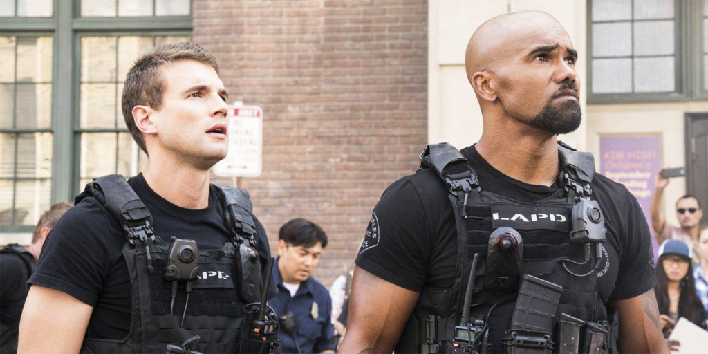 Shemar Moore wearing vest and looking up in SWAT