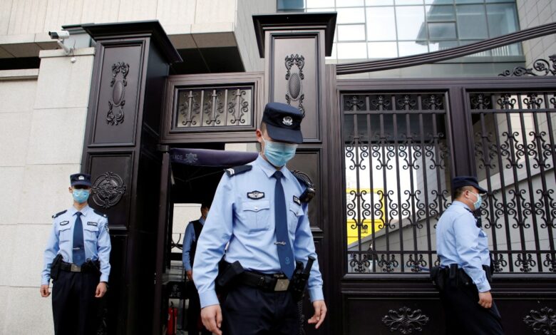 China condena a estadounidense a cadena perpetua; lo acusa de espionaje
