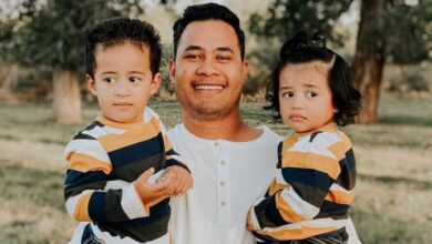 Asuelu Pulaa With His Sons Outside From 90 Day Fiance