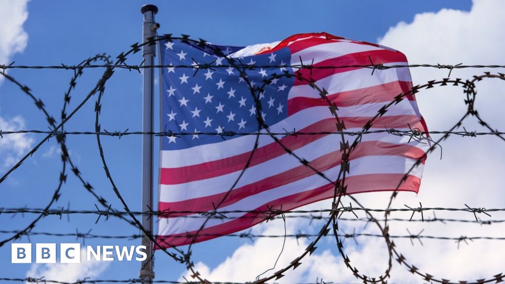 'Como un secuestro': Familia migrante separada por Trump se reúne después de cuatro años