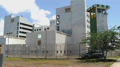 Confinado que intentó mutilarse los genitales recibirá tratamiento psicológico