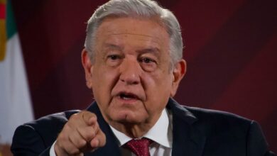 Congreso de Perú debatirá una moción de rechazo a López Obrador