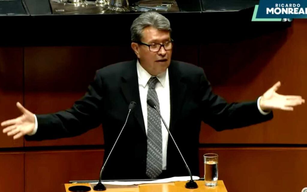 Congreso puede llamar a ministros o activar juicio político: Monreal