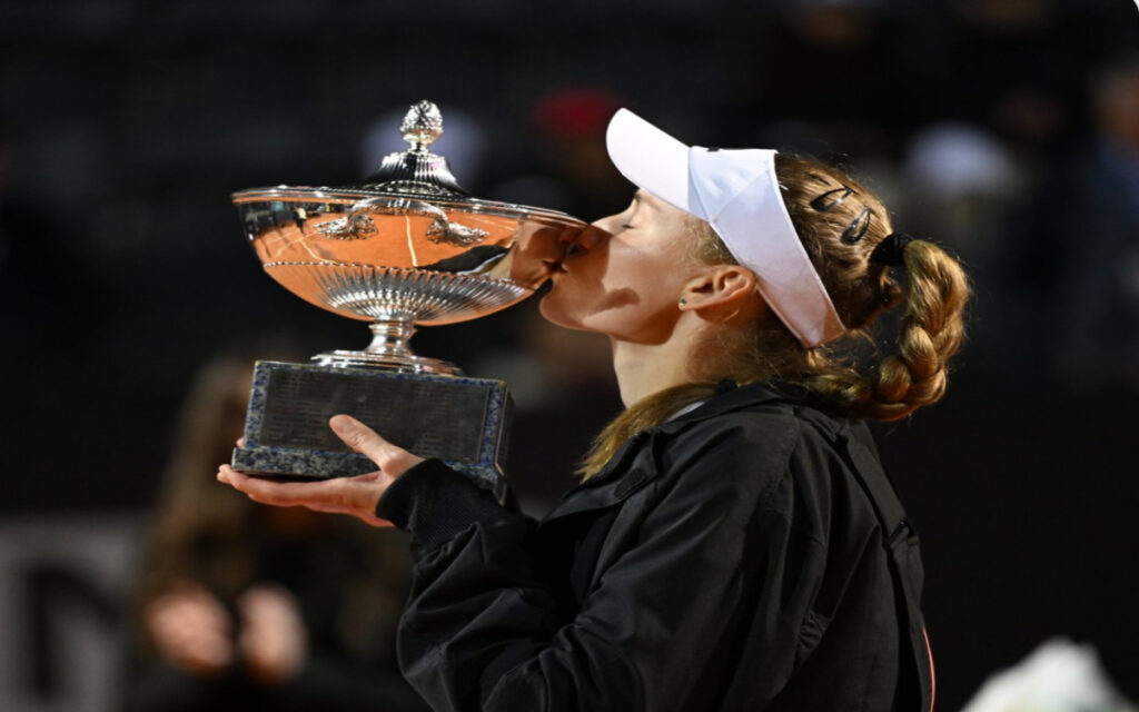 Conquista Elena Rybakina el título en el Abierto de Roma | Video