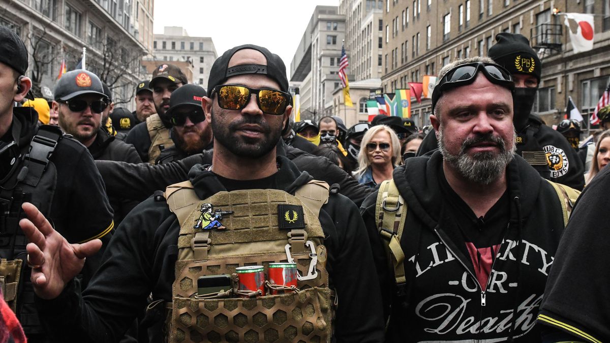 Cuatro miembros de los Proud Boys, “el ejército de Trump”, culpables de conspiración sediciosa por el ataque al Capitolio