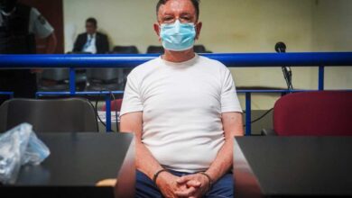 Dan 14 años de cárcel a expresidente por pactar con pandilleros | El Salvador