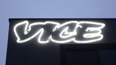 Después de una carrera de 29 años, Vice se declara en bancarrota
