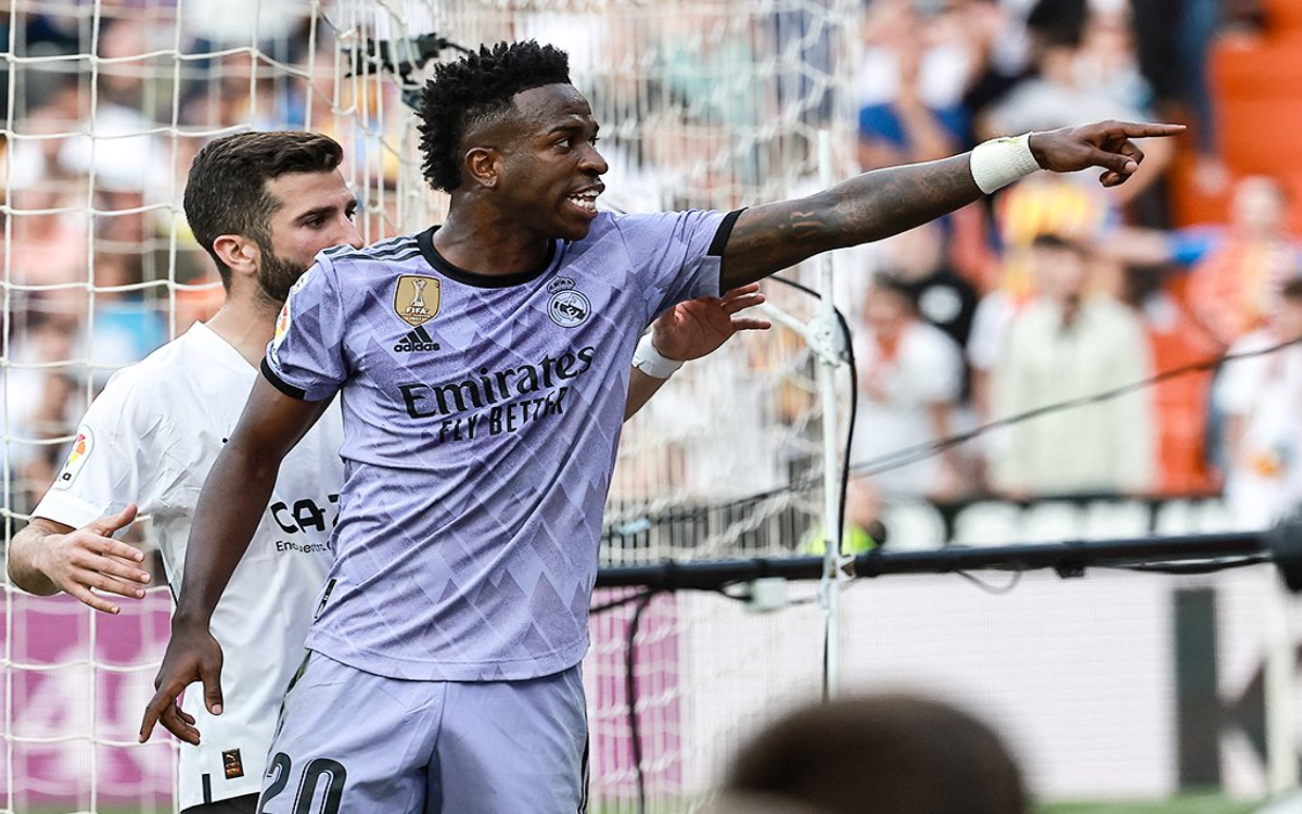 Detienen a tres por insultos racistas a Vinícius Júnior en Mestalla | Video