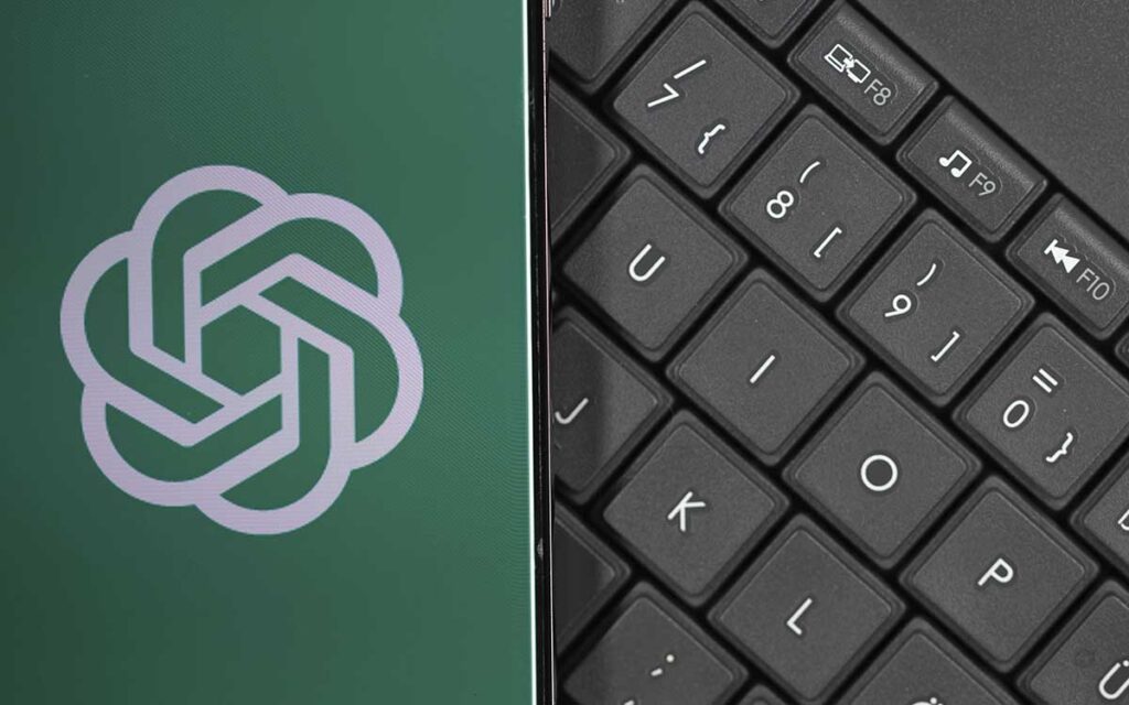 Detienen en China a hombre que utilizó ChatGPT para escribir noticias falsas