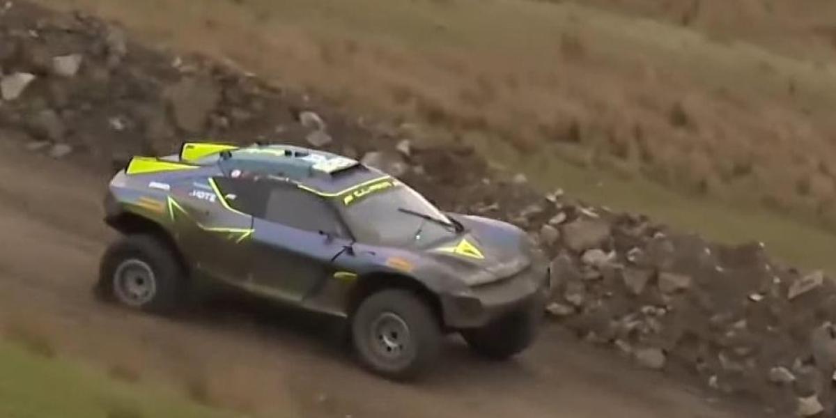 Día accidentado en la Extreme E en Escocia para Laia Sanz, Cristina Gutiérrez y CUPRA